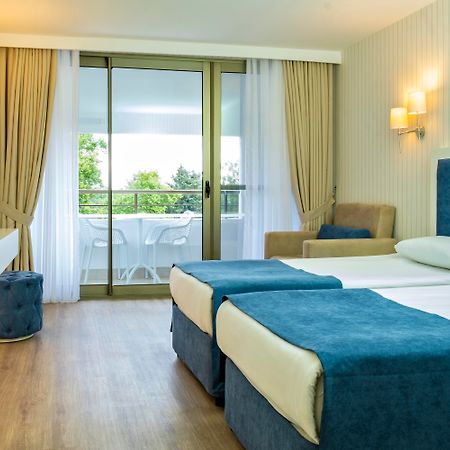 Mirada Del Mar Hotel Гёйнюк Экстерьер фото